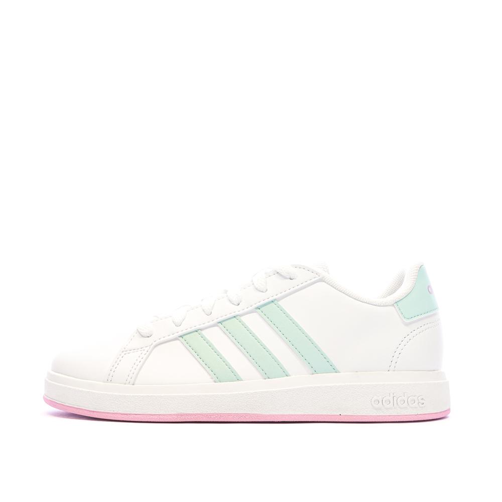 Baskets Blanc/Vert Fille Adidas Grand Court 2.0 pas cher