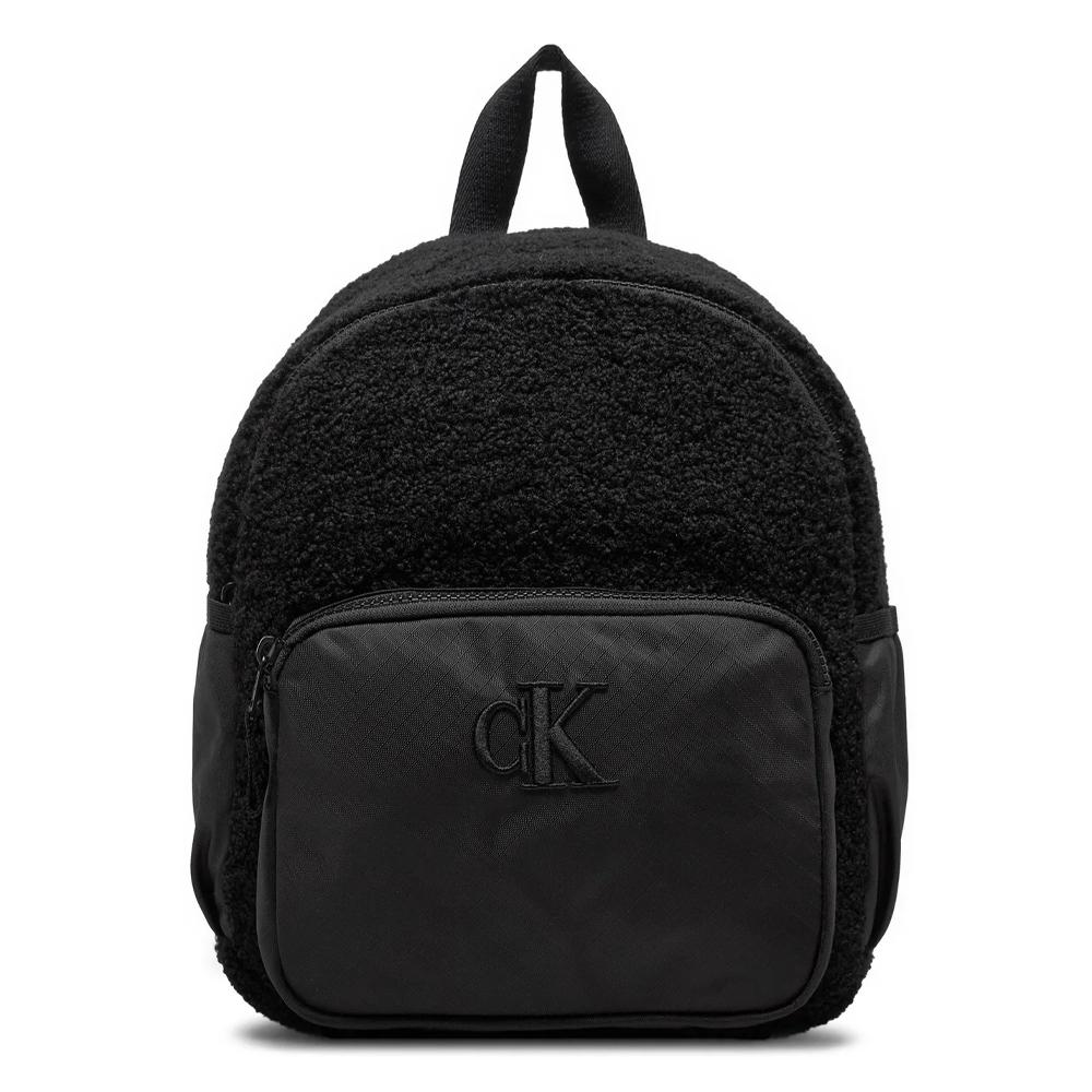 Sac à Dos Noir Femme Calvin Klein Jeans Teddy pas cher