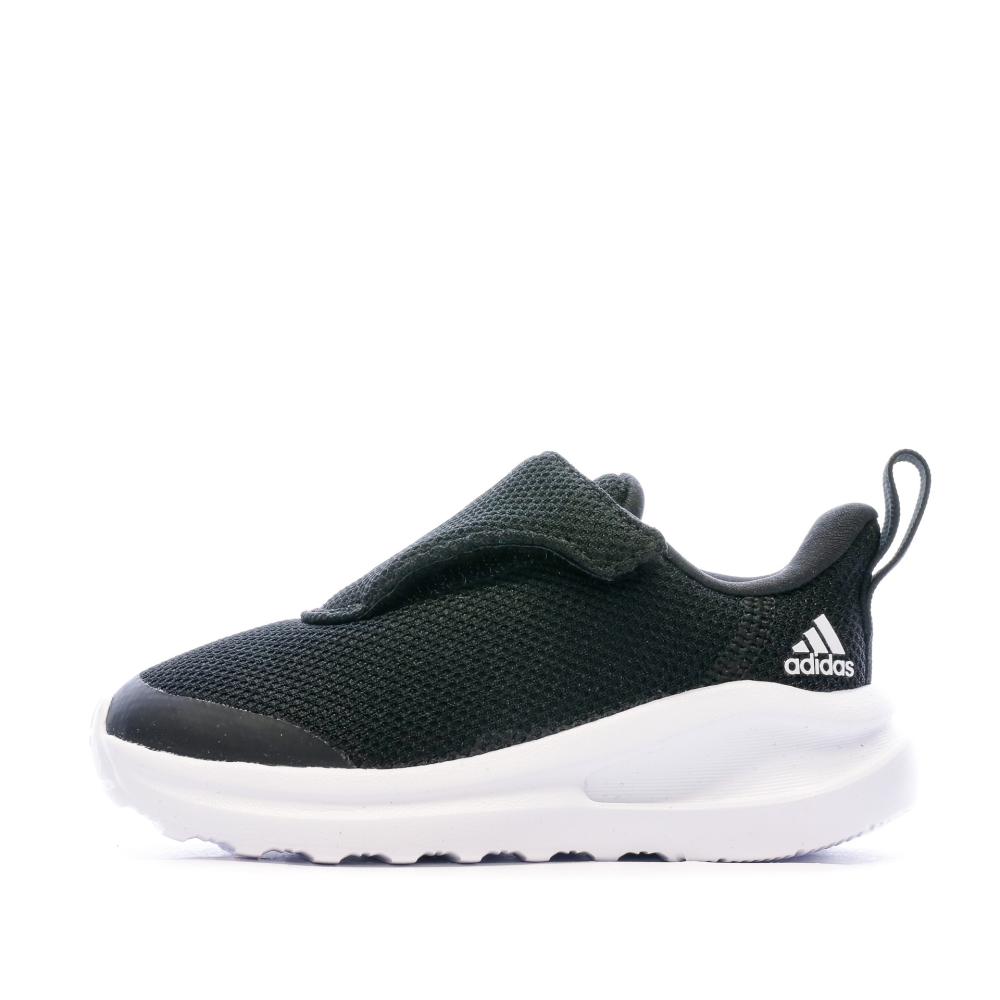 Baskets Noir Garçon Adidas Fortarun pas cher