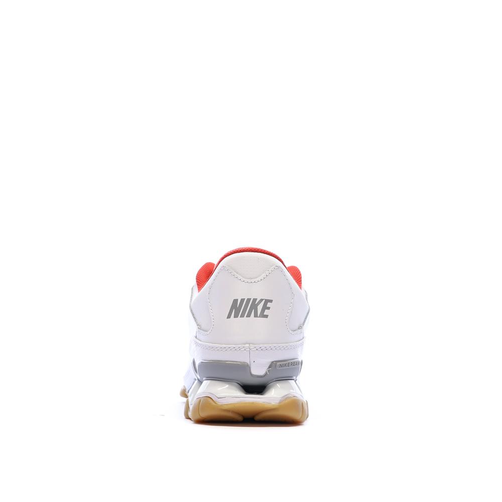 Baskets Blanches/Rouges Homme Nike Reax 8 vue 3