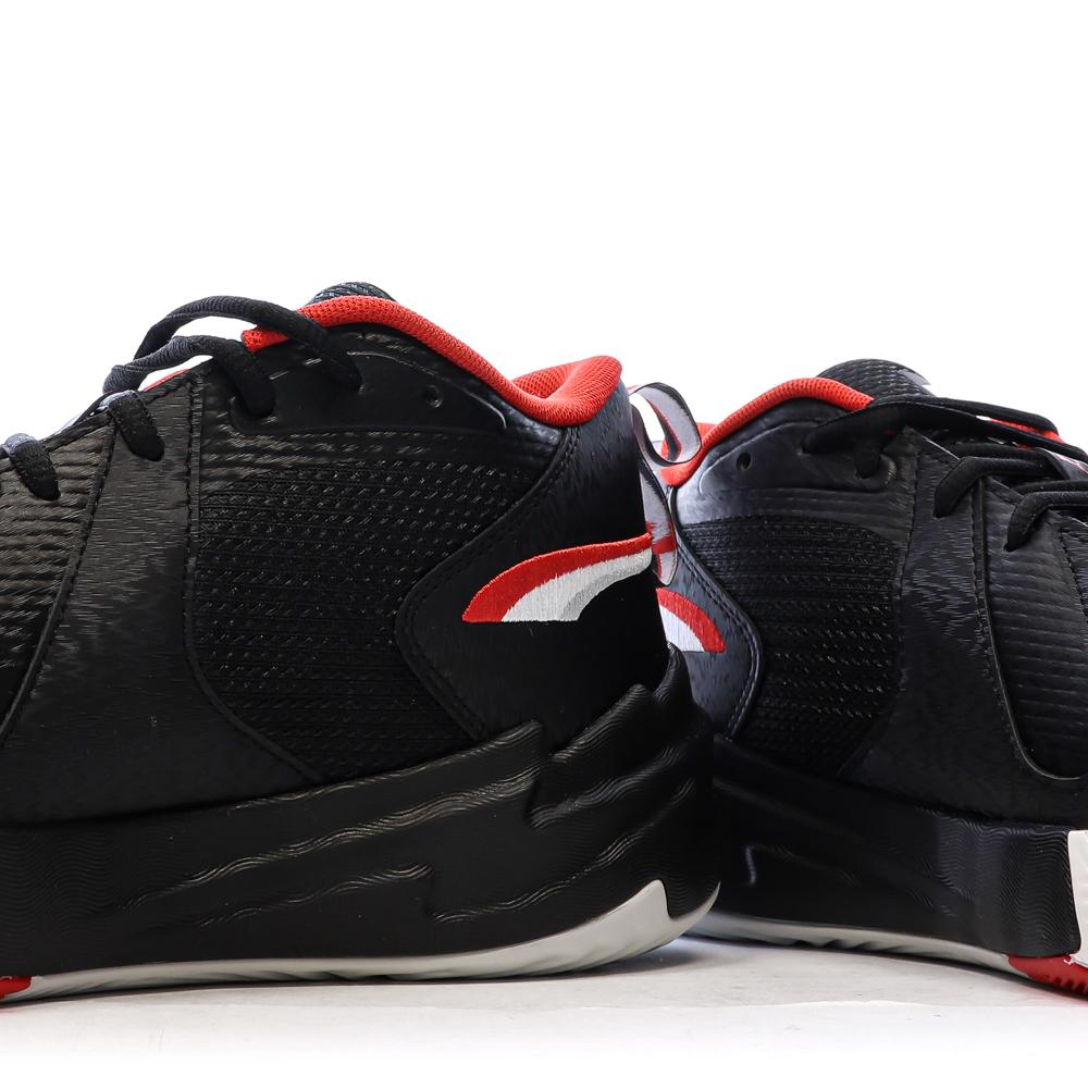 Chaussures de Basketball Noir/Rouge Homme Puma Scoot Zeros City vue 7