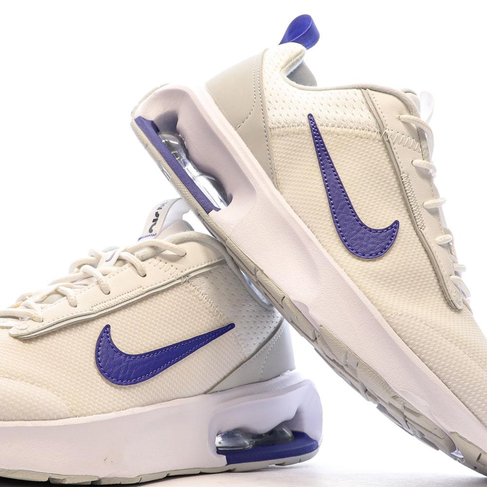 Baskets Blanches/Violettes Femme Nike Intrlk vue 7