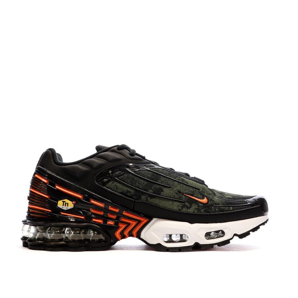 Baskets Noires/Rouges Homme Nike Air Max Plus Lii vue 2
