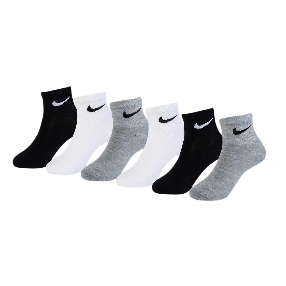 3x Paires de Chaussettes Noires/Blanches/Grises Garçon Nike Quarter pas cher