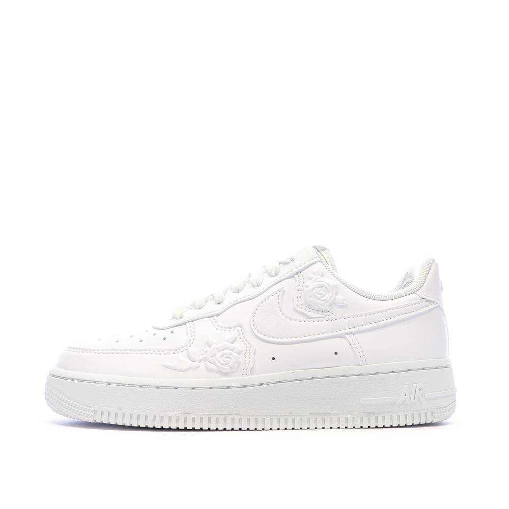 Baskets Blanche Femme Nike Air Force 1 '07 pas cher