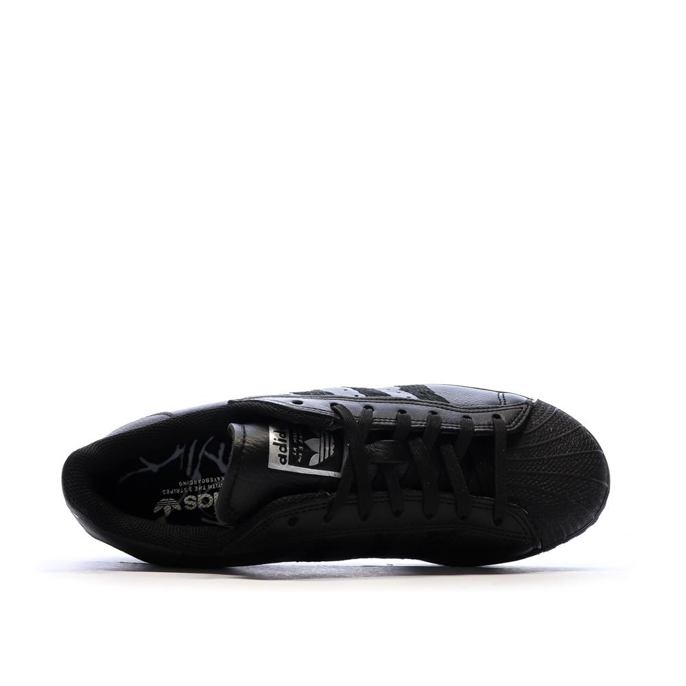 Baskets Noires Homme Adidas Superstar ID8723 vue 4