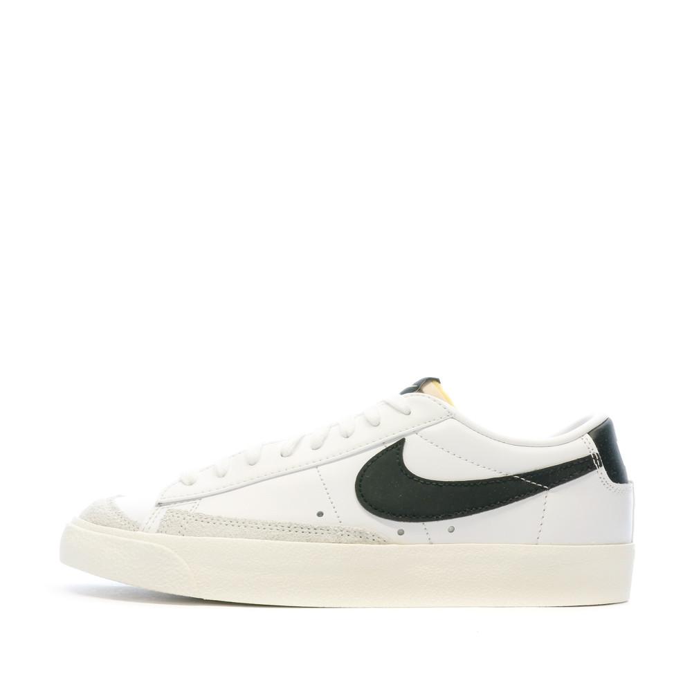 Baskets Blanches Mixte Nike Blazer Low '77 pas cher