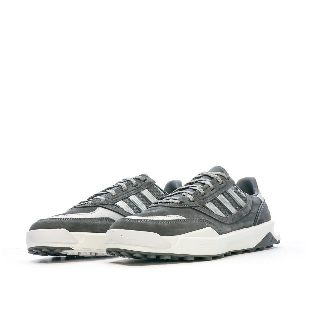 Baskets Grise Homme Adidas Indoor vue 6