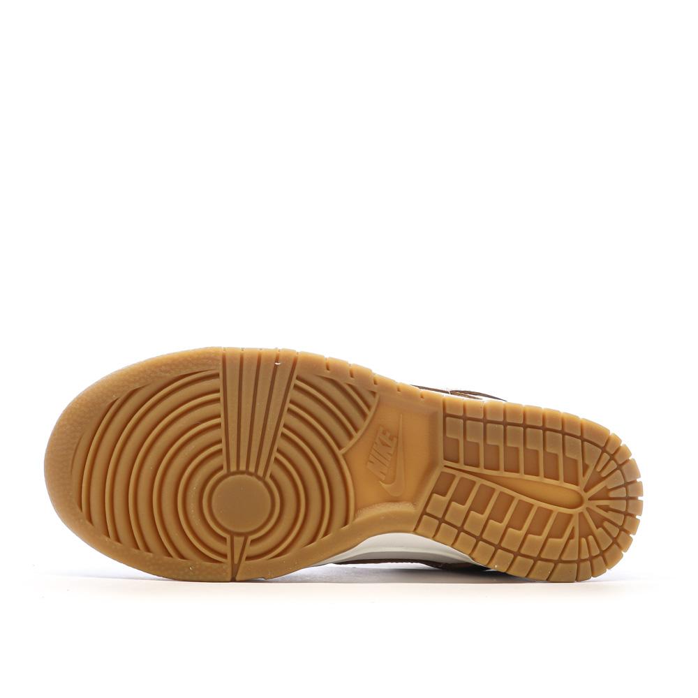 Baskets Blanches/Marrons Femme Nike Dunk Low vue 5