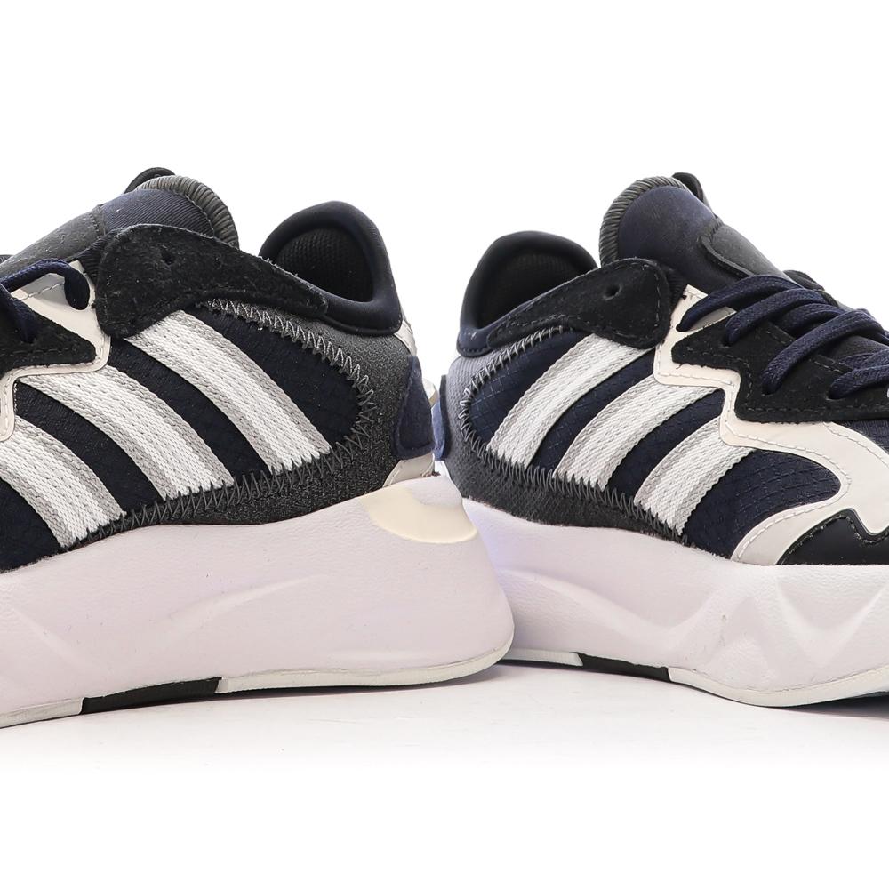 Baskets Noires/Blanches Femme Adidas Futureflow vue 7