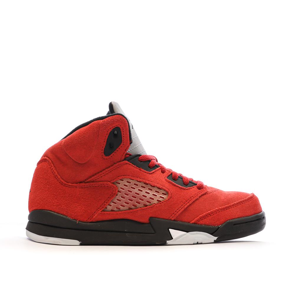 Baskets Rouge/Noir Garçon Nike Jordan 5 Retro vue 2