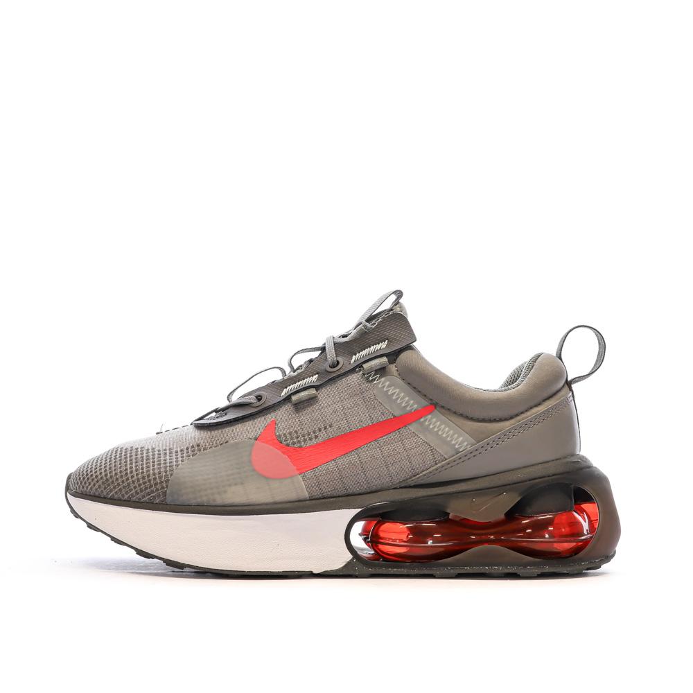 Baskets Grises/Rouges Garçon Nike Air Max 2021 pas cher