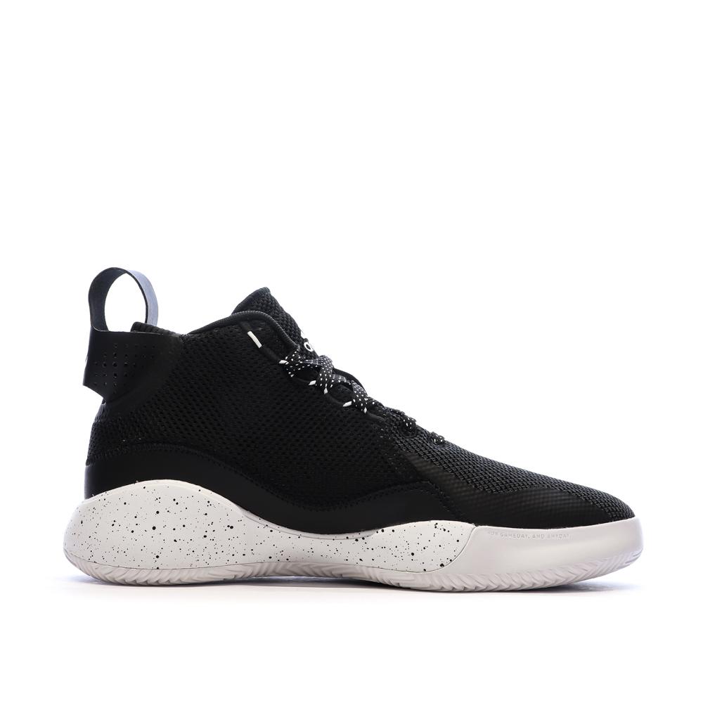 Chaussures de basketball Noires Homme Adidas Rose vue 2