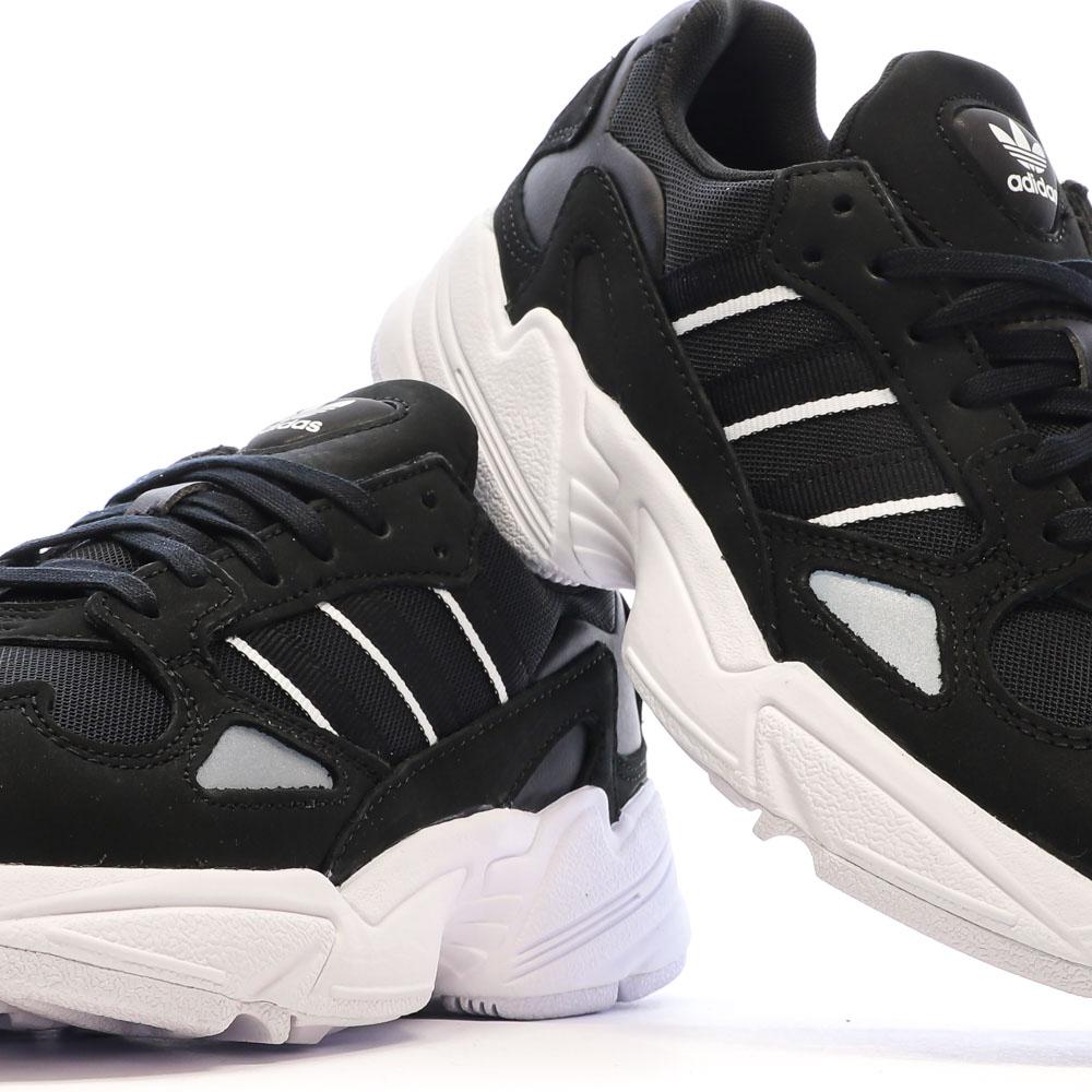 Baskets Noires/Blanches Femme Adidas Falcon vue 7