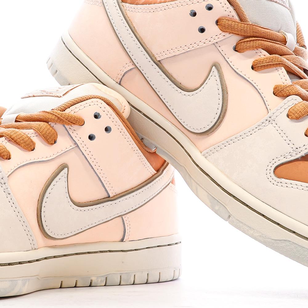 SB Dunk Low Pro PRM Rose Homme Nike vue 7