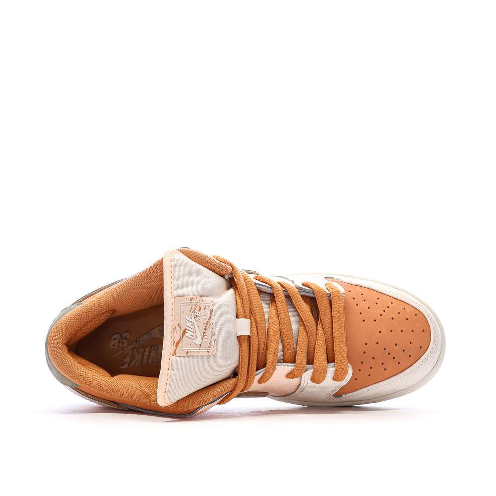 SB Dunk Low Pro PRM Rose Homme Nike vue 4