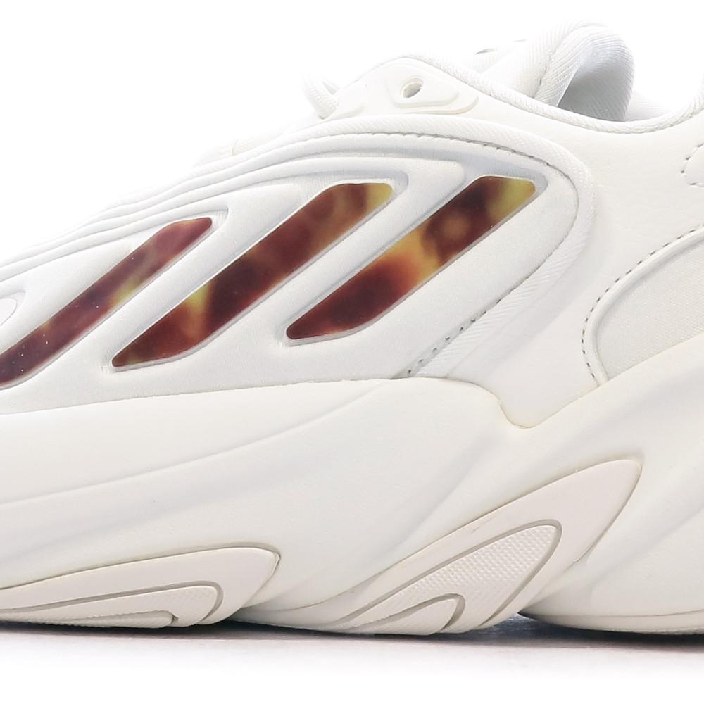 Basket Blanche Femme Adidas Ozelia W vue 7
