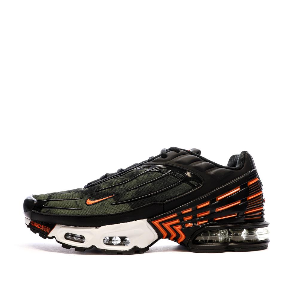 Baskets Noires/Rouges Homme Nike Air Max Plus Lii pas cher