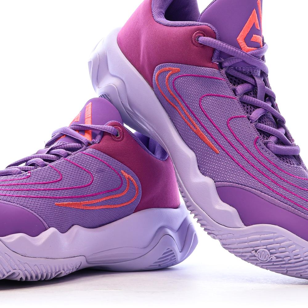 Chaussures de Basketball Violet Enfant Nike Giannis Immortality 4 vue 7