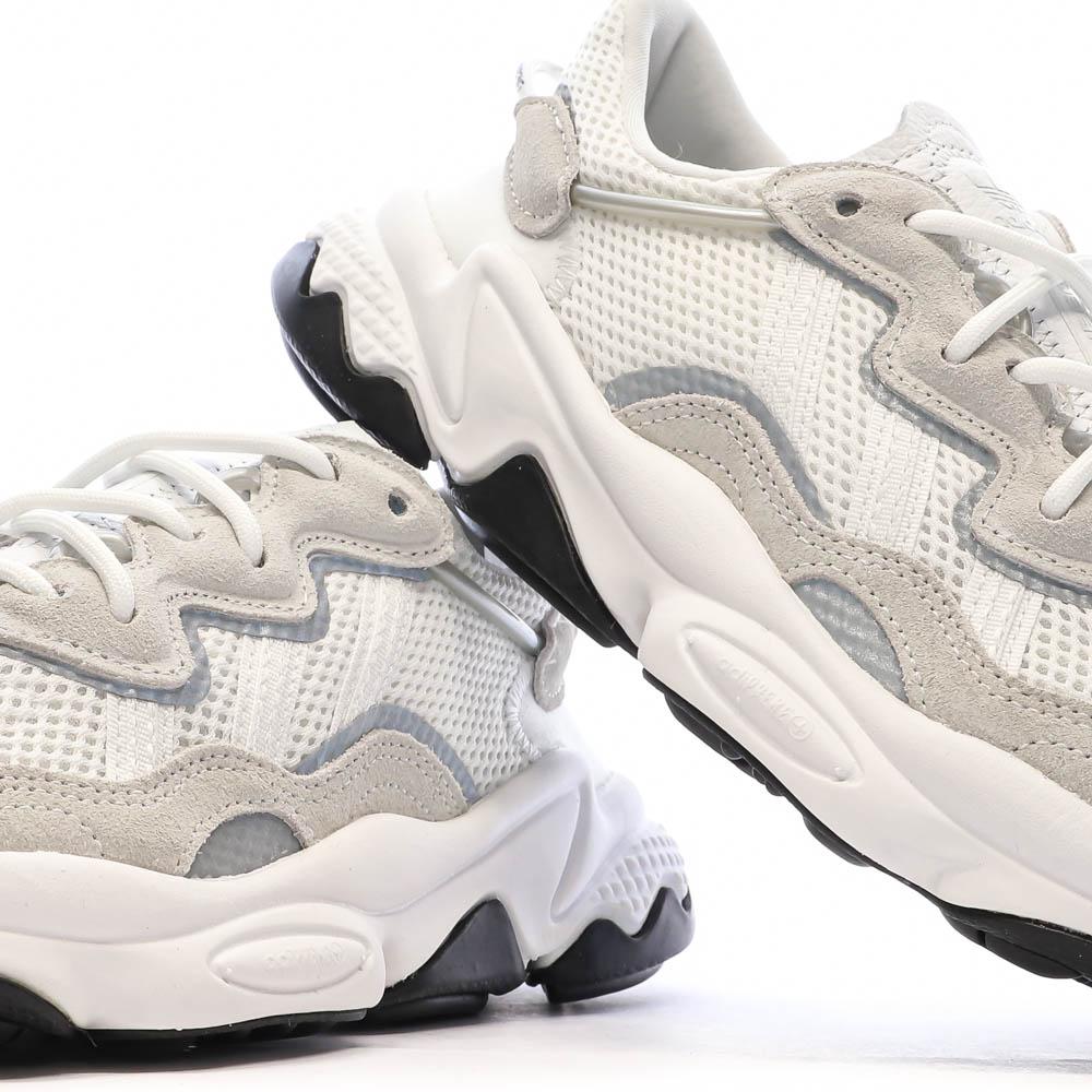 Baskets Blanches/Grises Garçon Adidas Ozweego vue 6