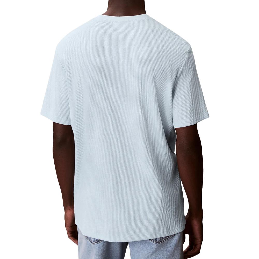 Hellblaues Herren-T-Shirt von Calvin Klein Jeans mit Waffel-Emblem Ansicht 2