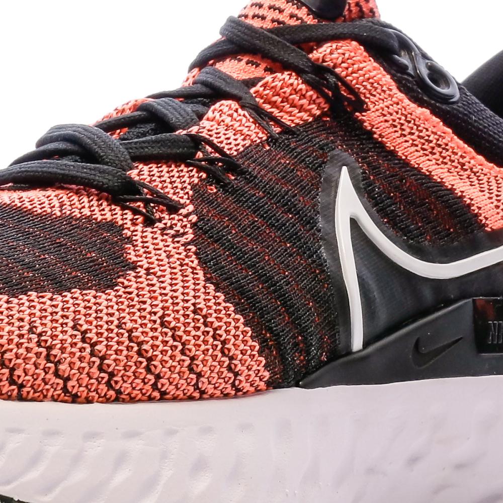 Chaussures de running Noir/Orange Femme Nike React Infinity Run vue 7