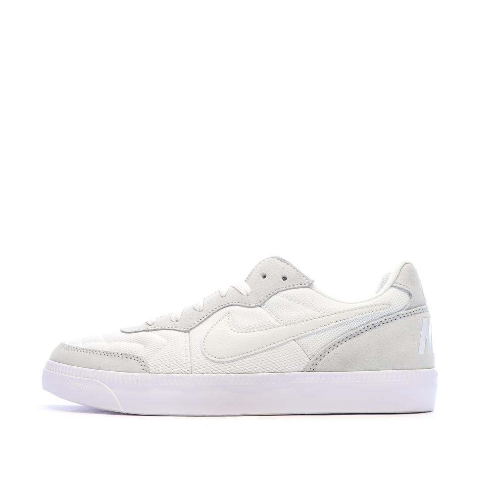 Baskets Blanches/Grises Nike Nsw Tiempo pas cher