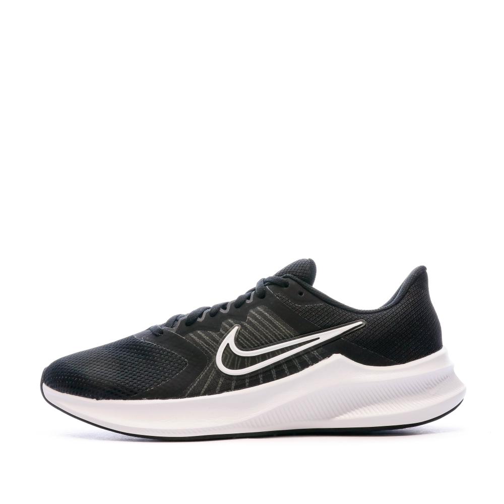 Chaussures de running Noires Homme Nike Downshifter 11 pas cher