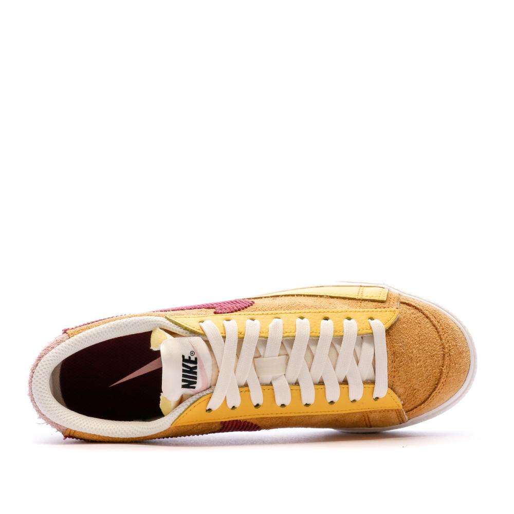 Baskets Marrons Femme Nike Blazer Low Platform vue 4