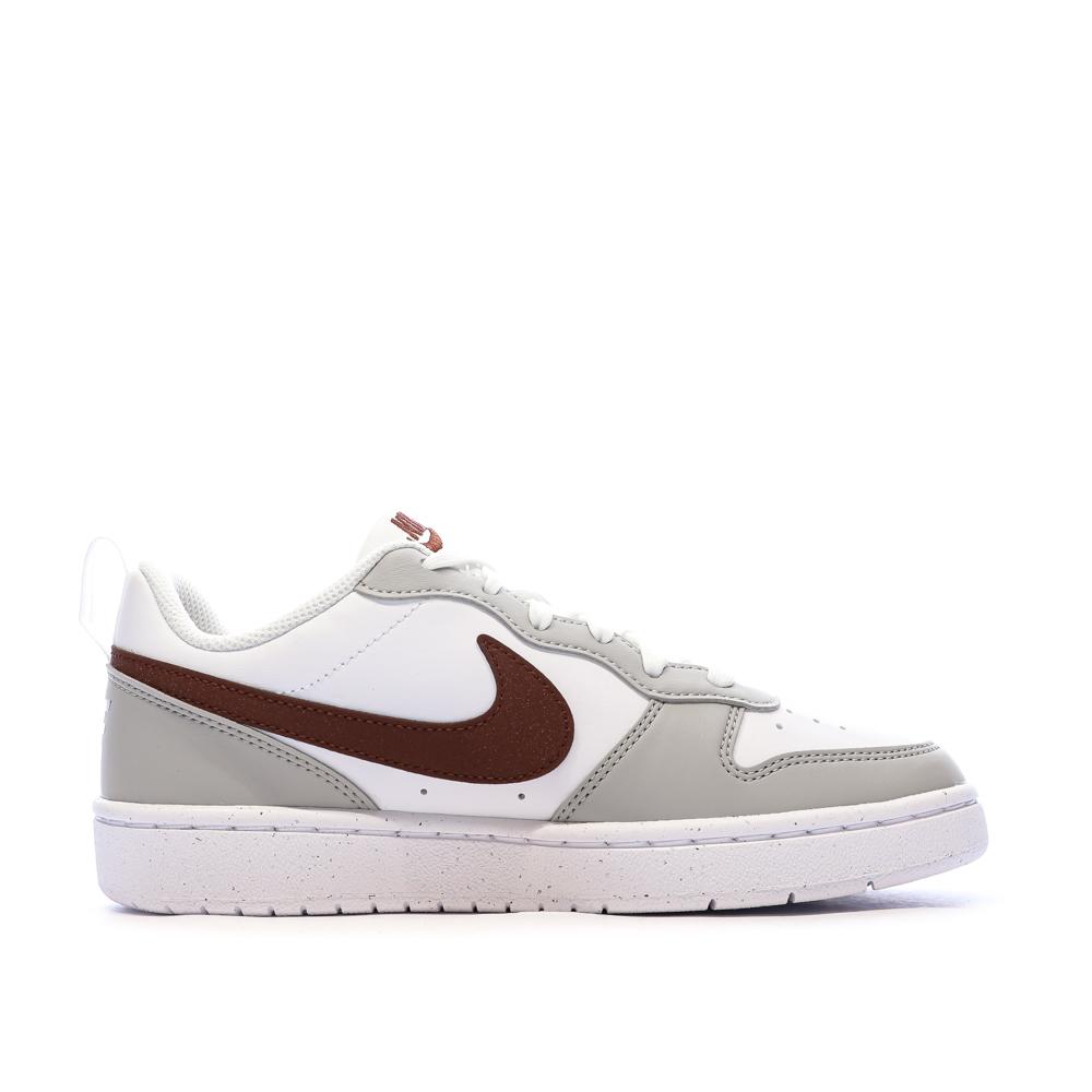 Baskets Blanches/Grises/Bordeaux Garçon Nike Court Borough vue 2