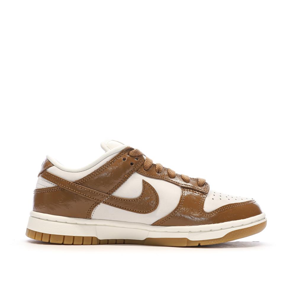 Baskets Blanches/Marrons Femme Nike Dunk Low vue 2
