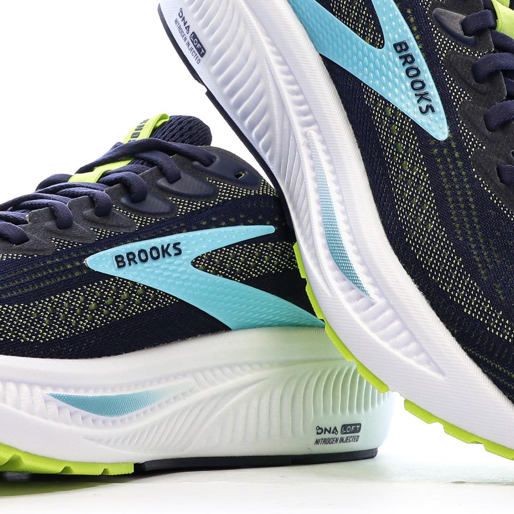 Baskets Noir Brooks Ghost 17 vue 7