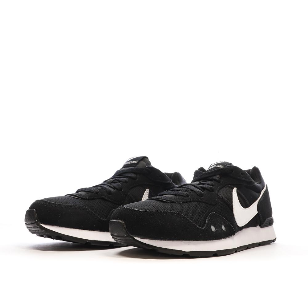 Baskets Noires Femme Nike Venture vue 6