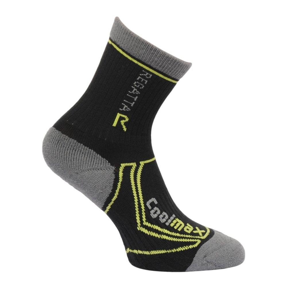 Paires de Chaussettes Noires/Grises/Vertes Garçon Regatta Chaussettes Coolmax pas cher