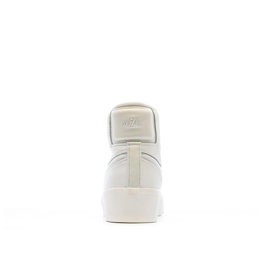 Baskets Blanches Femme Nike Blazer Mid Victory vue 3