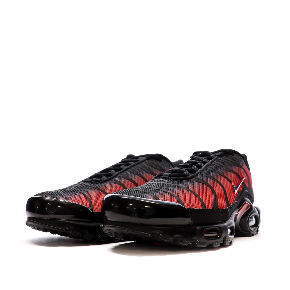 Baskets Noires/Rouges Homme Nike Air Max Plus vue 6