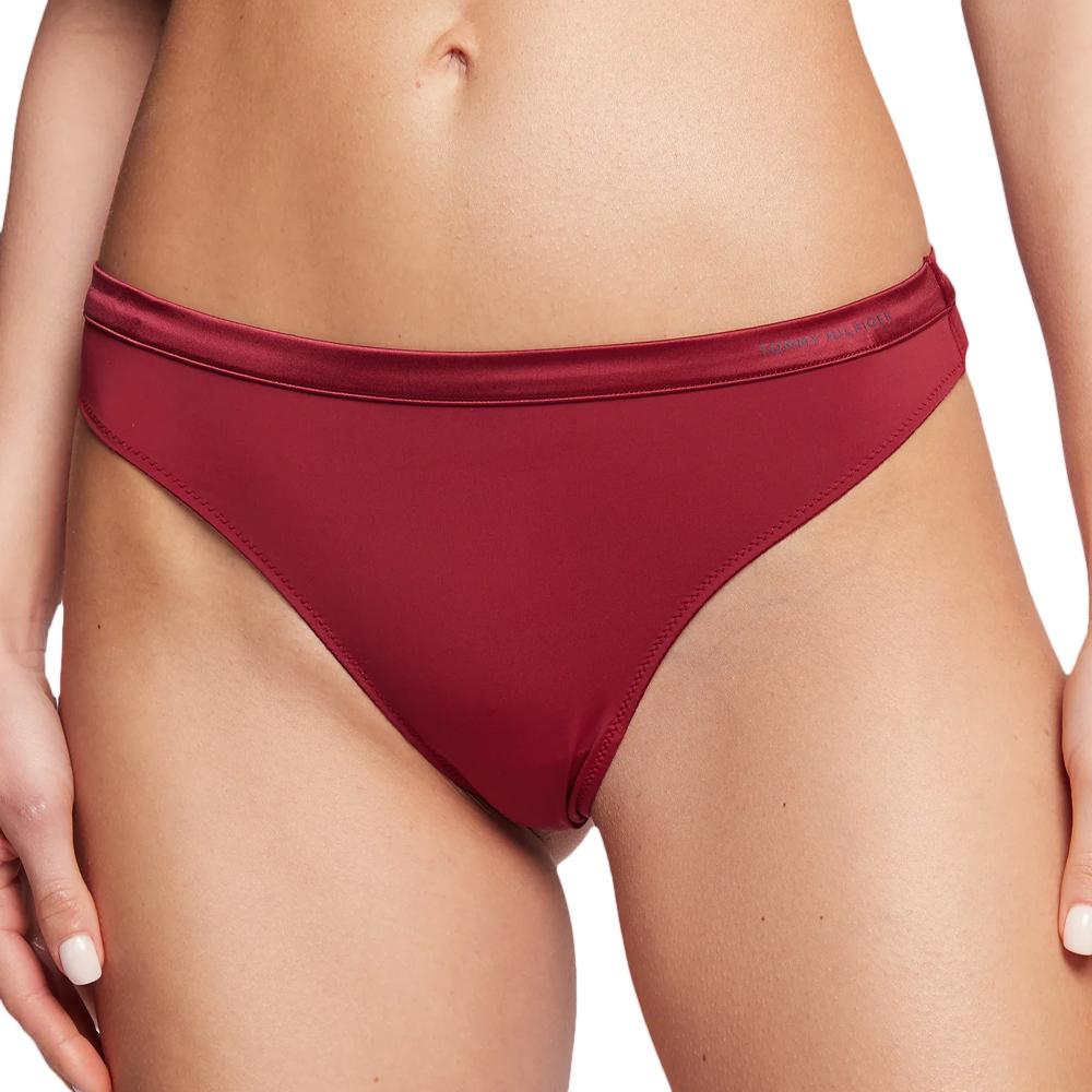 String Bordeaux Femme Tommy Hilfiger UW0UW03259 pas cher