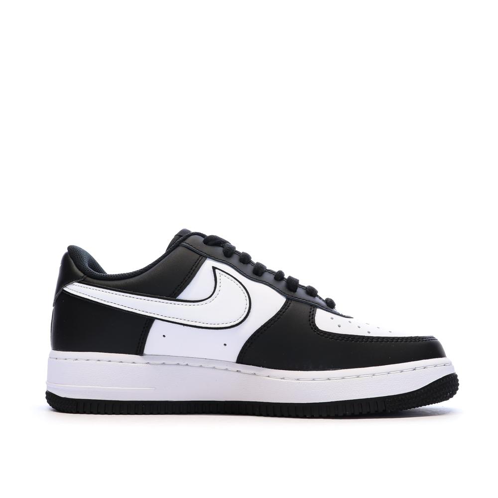 Baskets Noires/Blanches Homme Nike Air Force 1 one vue 2