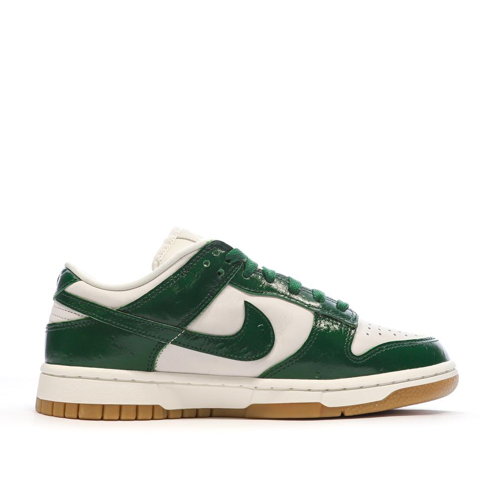 Baskets Blanches/Vertes Femme Nike Dunk Low vue 2