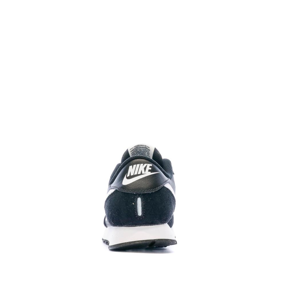 Baskets Noires Enfant Nike MD Valiant vue 3