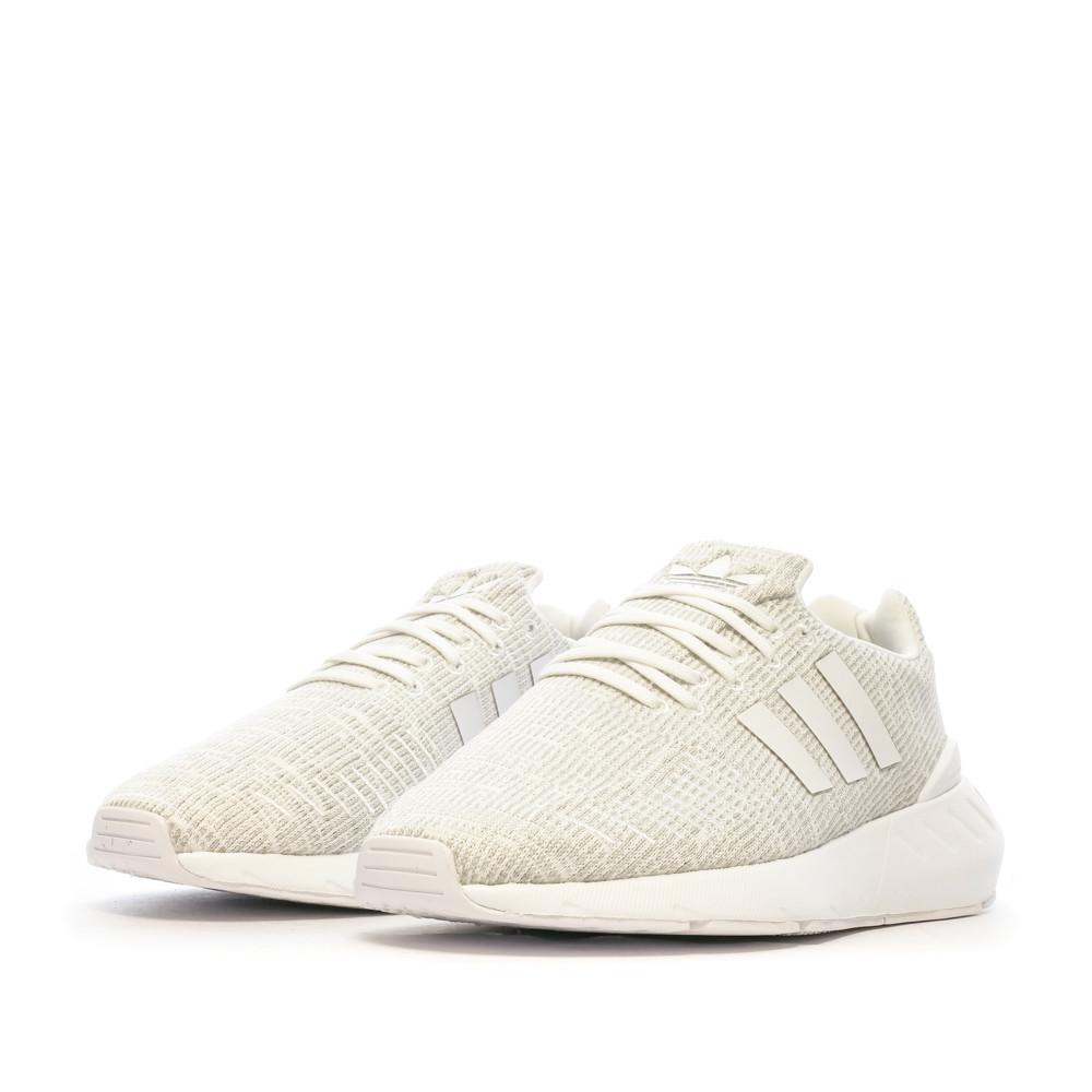 Baskets Grise Femme Adidas Swift Run 22 vue 6