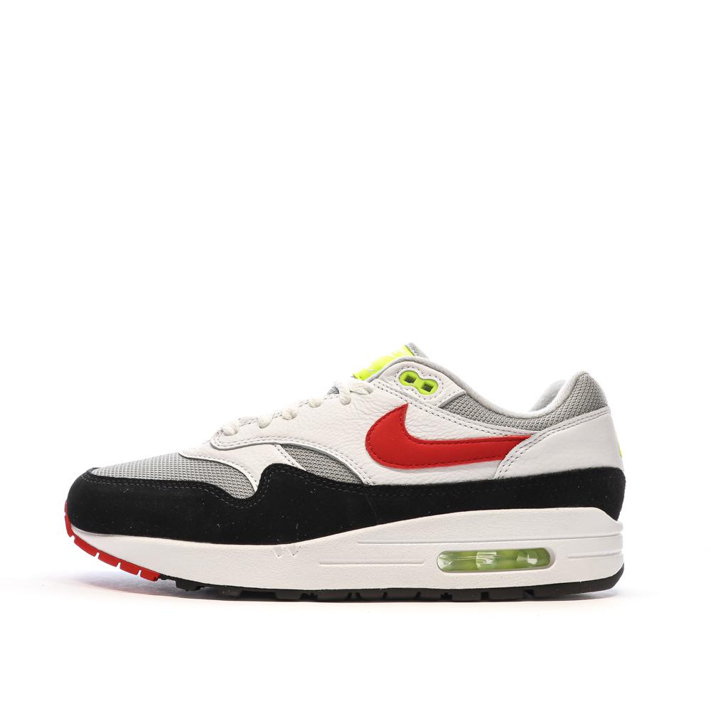 Baskets Blanches/Grises/Noires/Rouges Homme Nike Air Max 1 pas cher