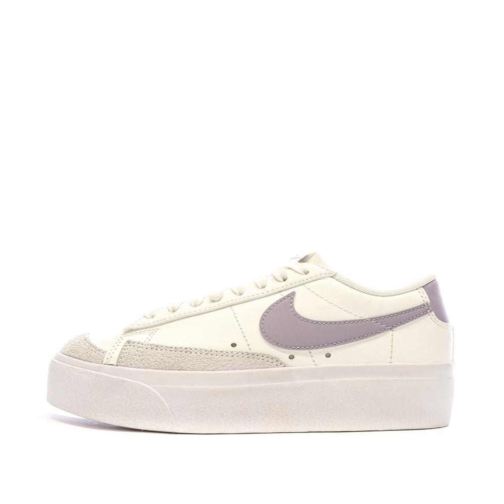 Baskets Écru/Violet Femme Nike Blazer Low Platform pas cher