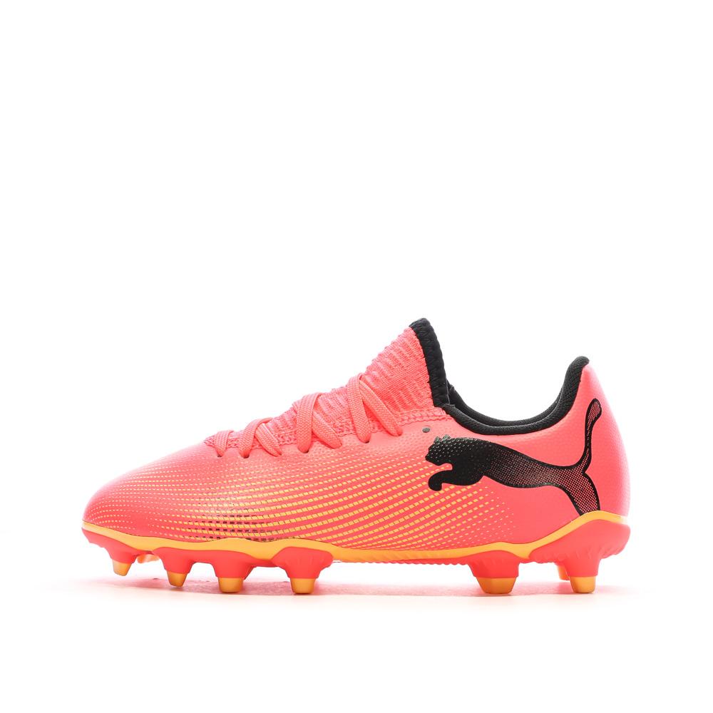 Chaussures de football Orange Garçon Puma Future 7 pas cher