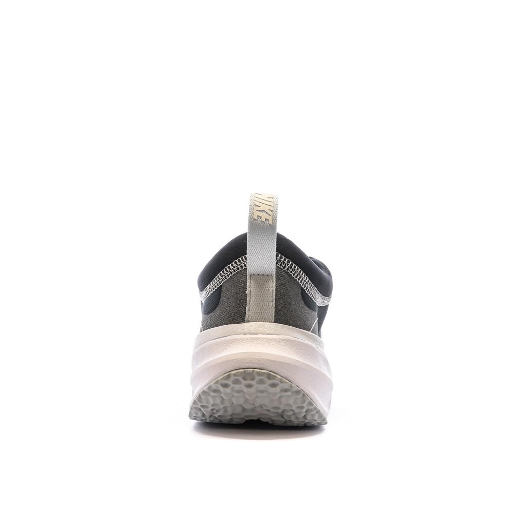 Baskets Noires Femme Nike Spark vue 3
