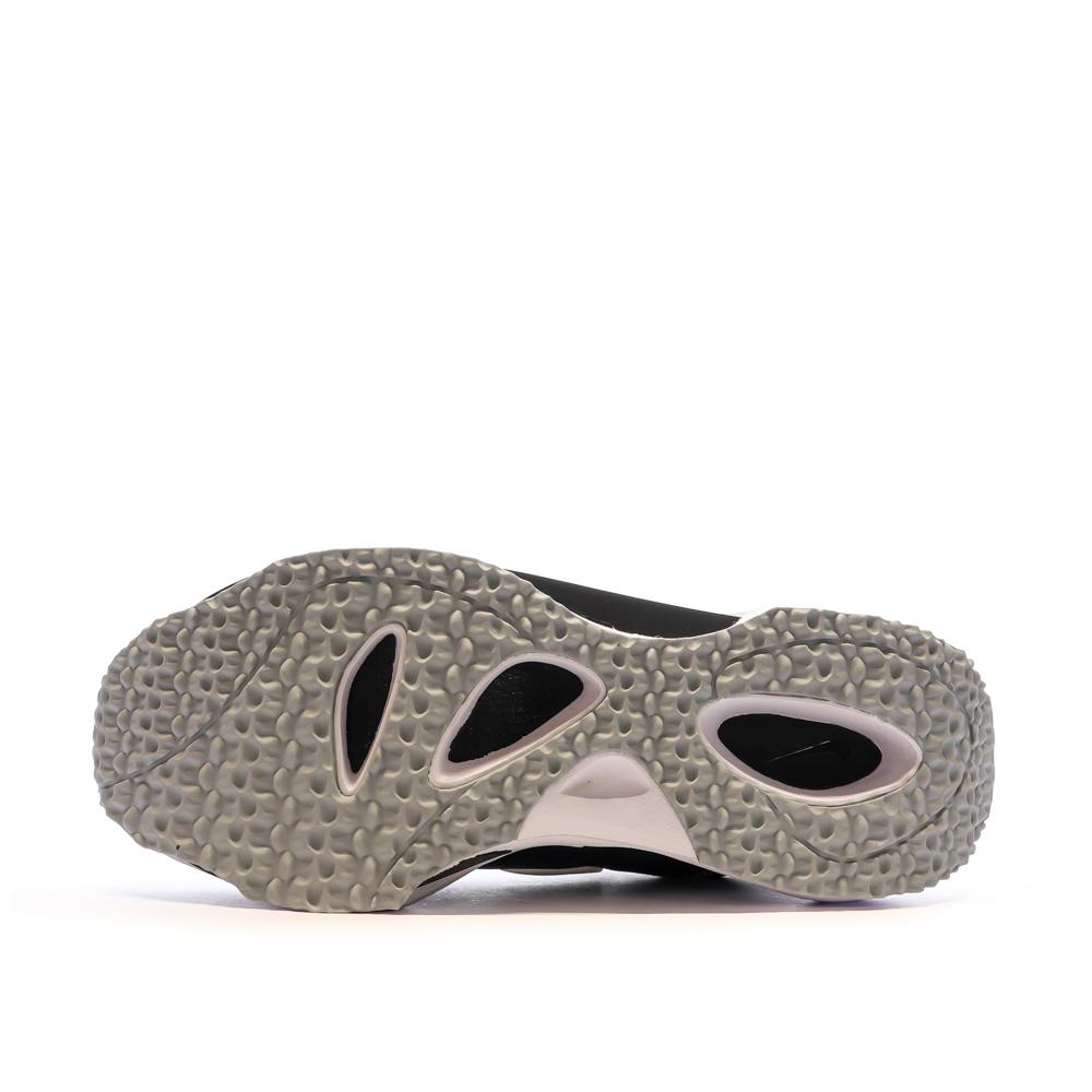 Baskets Noires Femme Nike Spark vue 5
