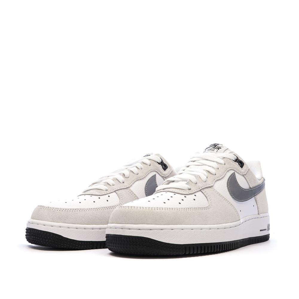 Baskets Blanc/Gris Homme Nike Air Force 1 '07 Lv8 vue 6