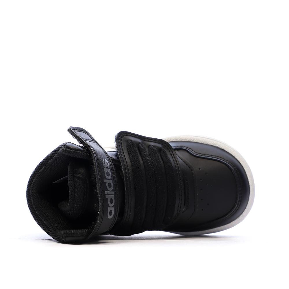Baskets Noires/Blanches Garçon Adidas Hoops vue 4