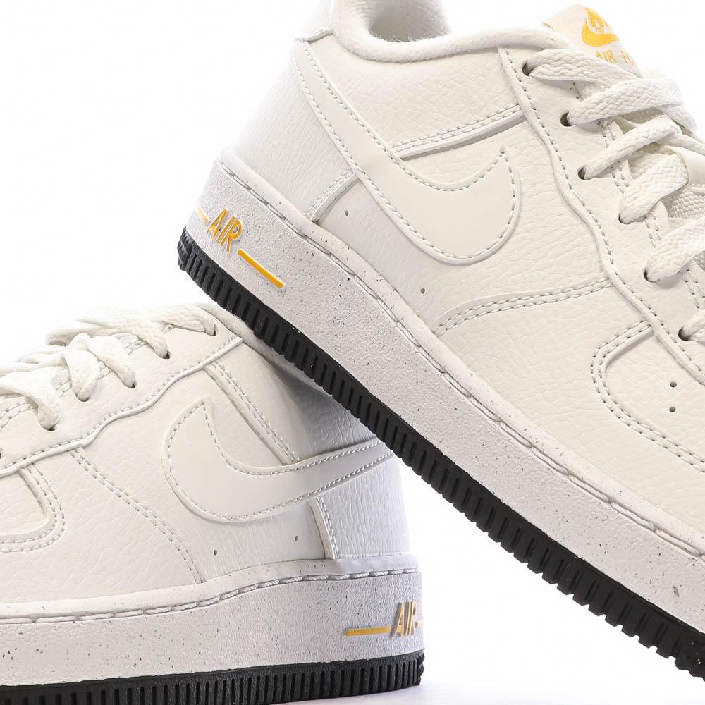 Baskets Blanches Garçon Nike Air Force 1 Impact vue 7
