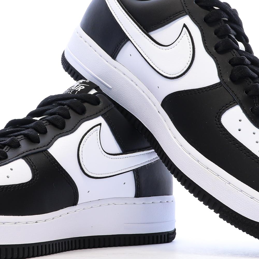Baskets Noires/Blanches Homme Nike Air Force 1 one vue 7